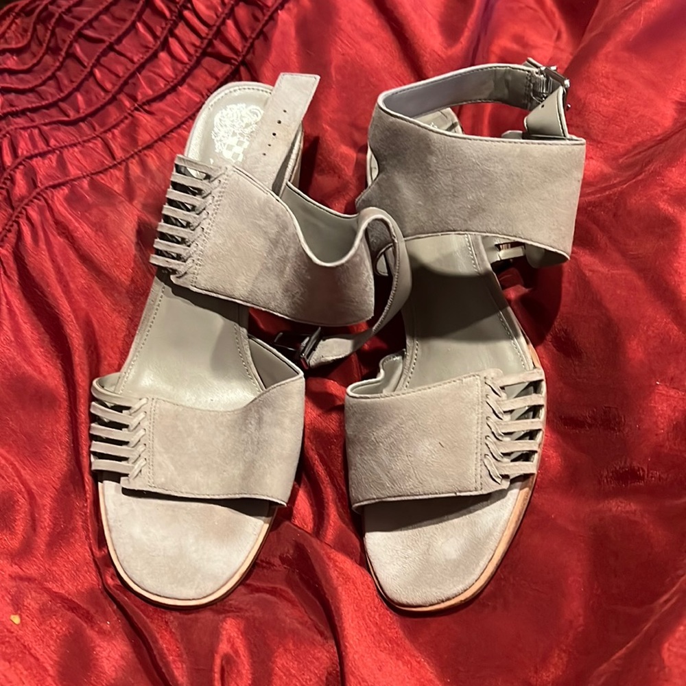 Vince Camuto